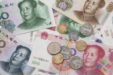 Tìm hiểu cách đổi tiền khi đi du lịch bằng tiếng Trung